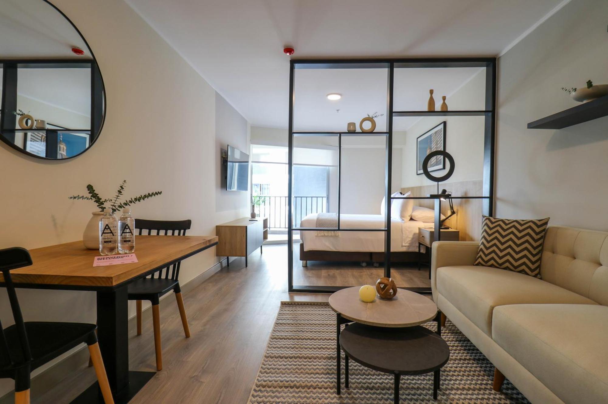 Apartment Exclusive 1br With Balcony In Barranco Lima